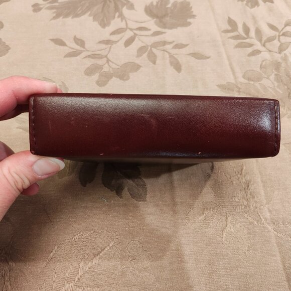 Vintage Toiletry Travel Kit, New with Tags! - Picture 13 of 14